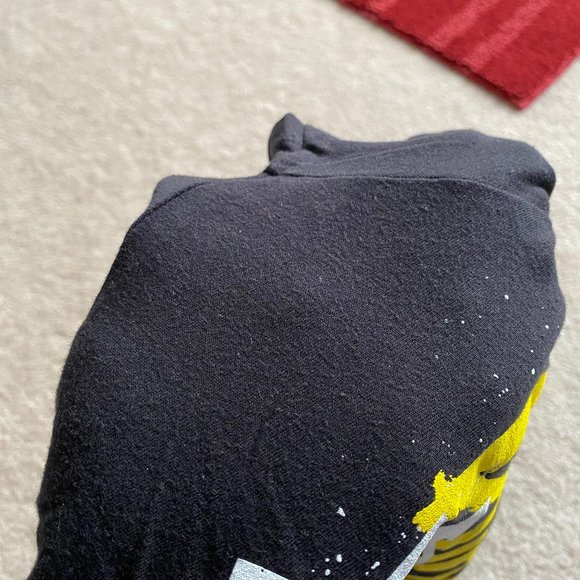 Blink-182 Chest Approx. 15.5'' Graphic Band Tee - Picture 7 of 10